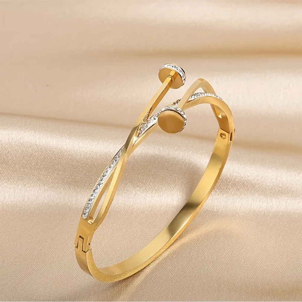 Elegant Golden Nail Head Bangle Bracelet
